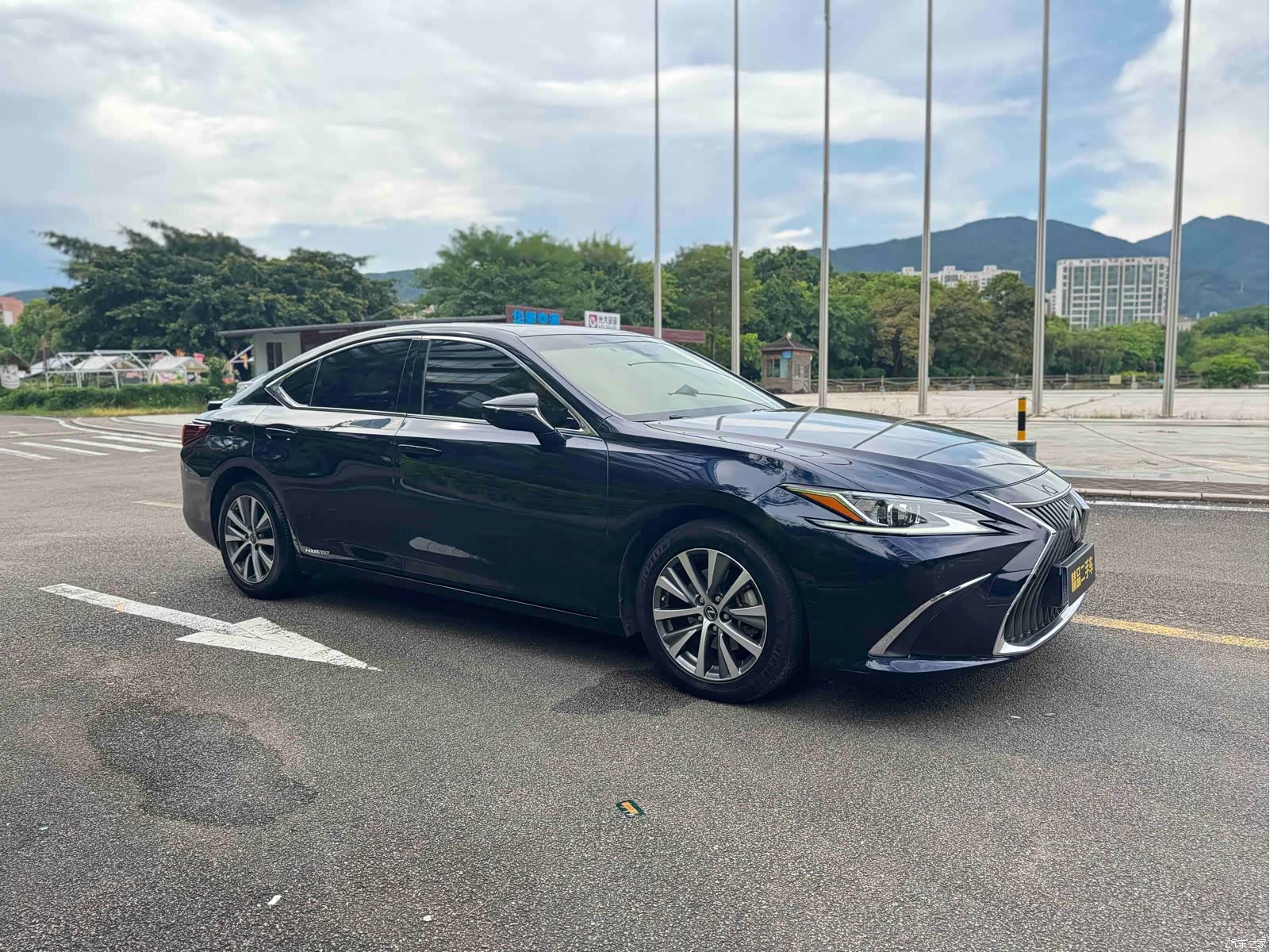 Lexus ES, 2020 3