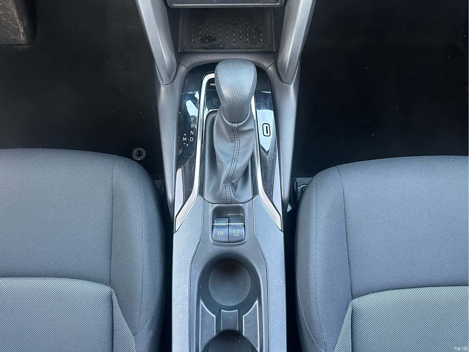Toyota Frontlander, 2023 14
