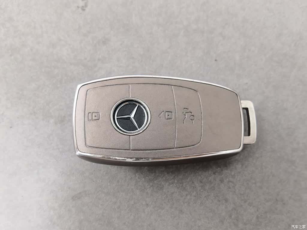 Mercedes-Benz GLC, 2023 19