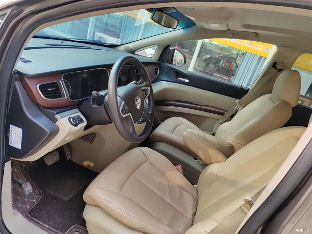 Buick GL8, 2018 все фото