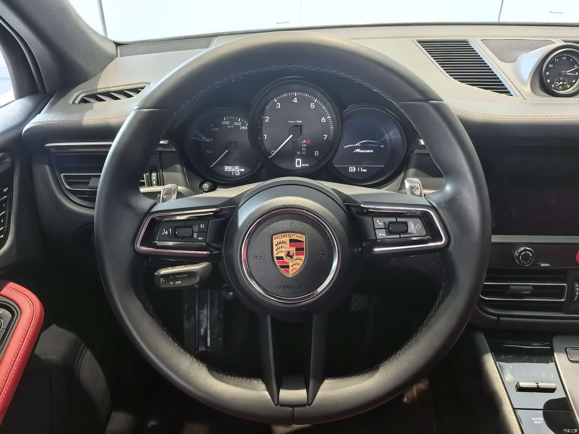 Porsche Macan, 2023 6