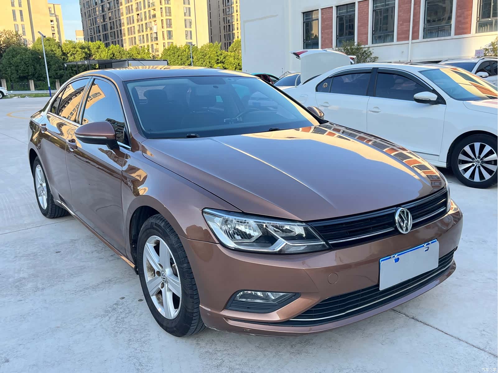 Volkswagen Lamando, 2015 3