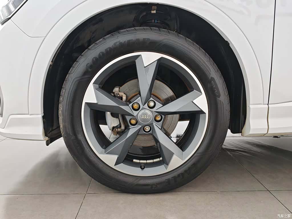 Audi Q3, 2020 17