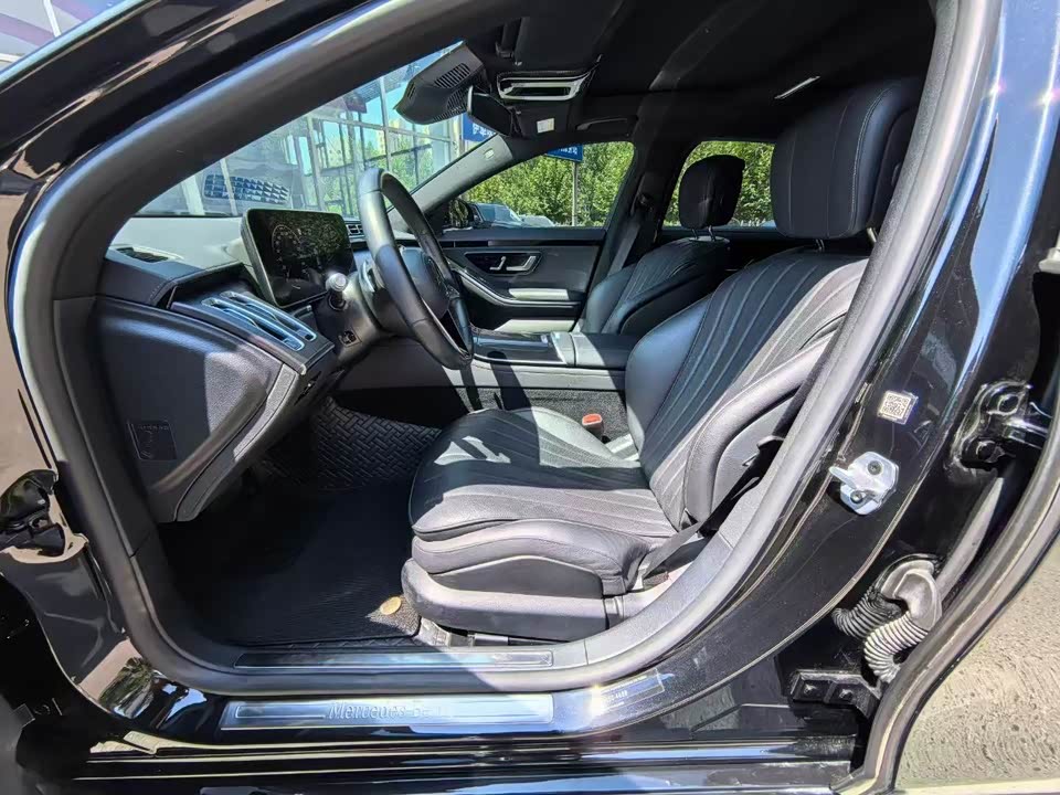 Mercedes-Benz S-class Mercedes-Benz S-class