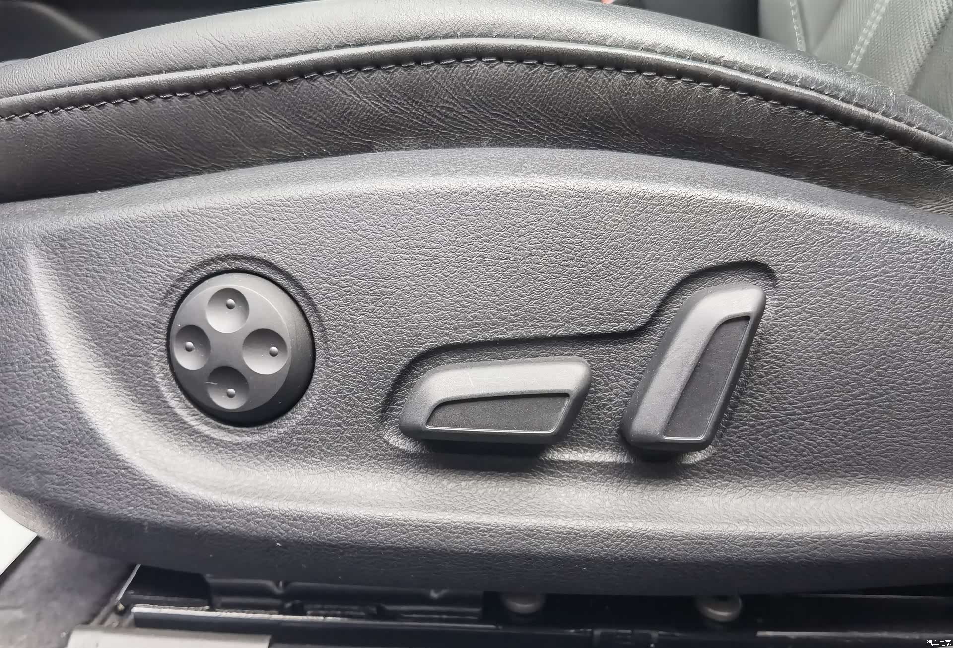 Audi A4L, 2021 14