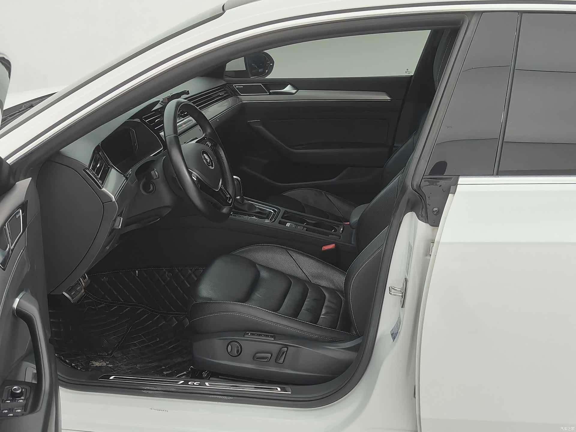 Volkswagen CC, 2019 6