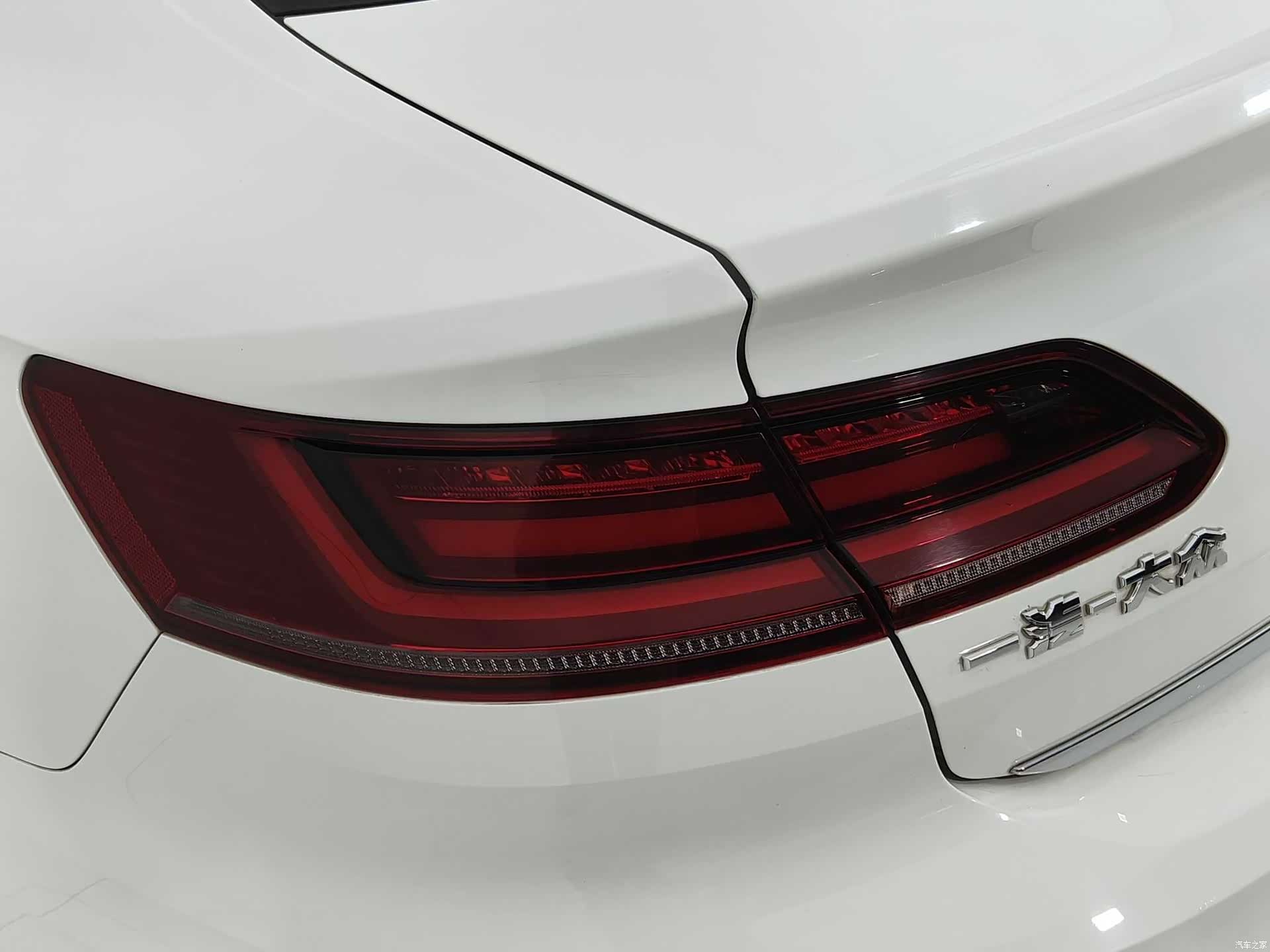 Volkswagen CC, 2019 7