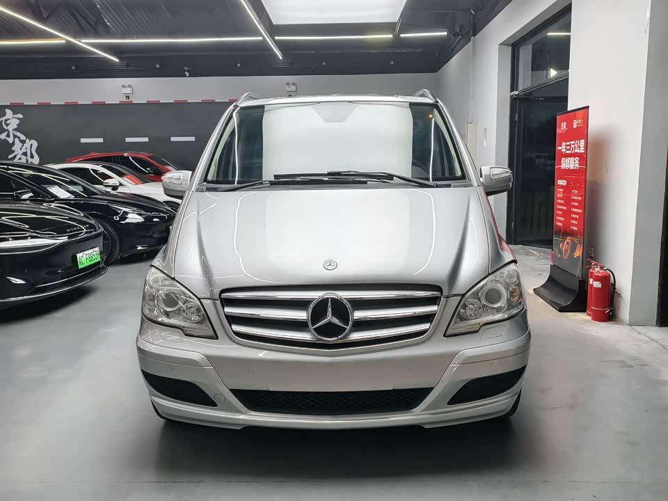 Mercedes-Benz Viano