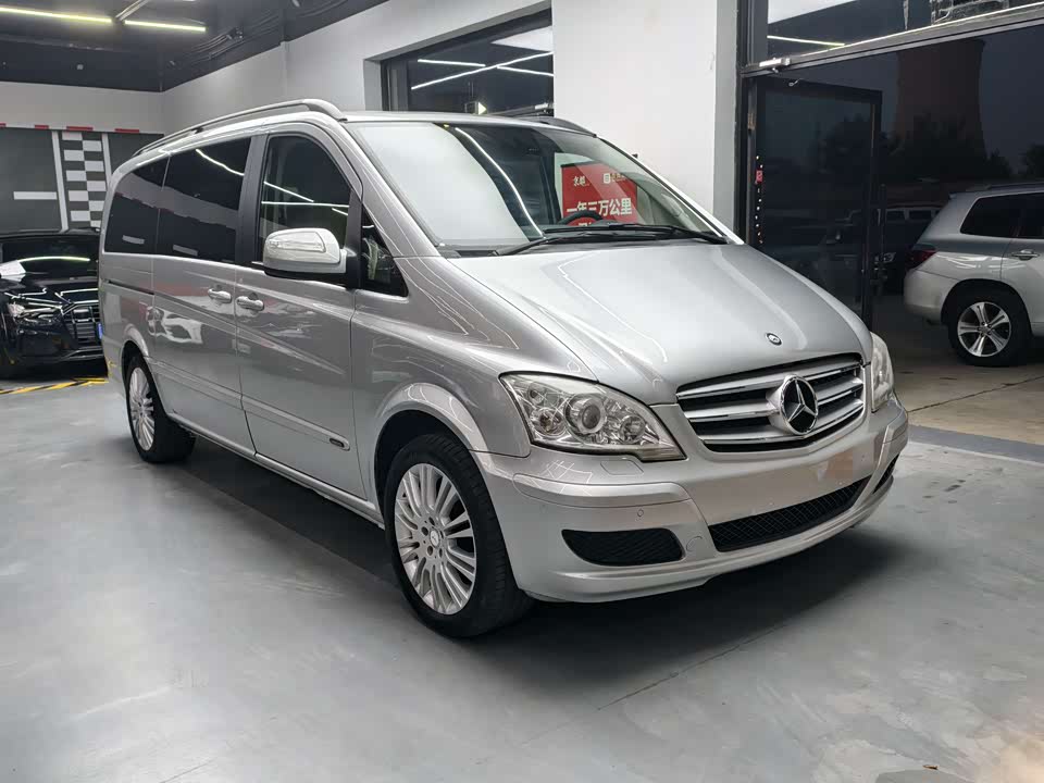 Mercedes-Benz Viano