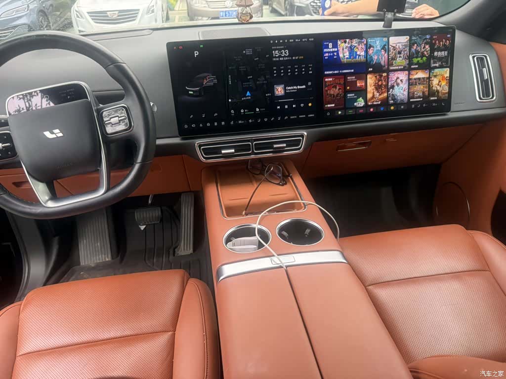 Li Auto L8, 2023 3
