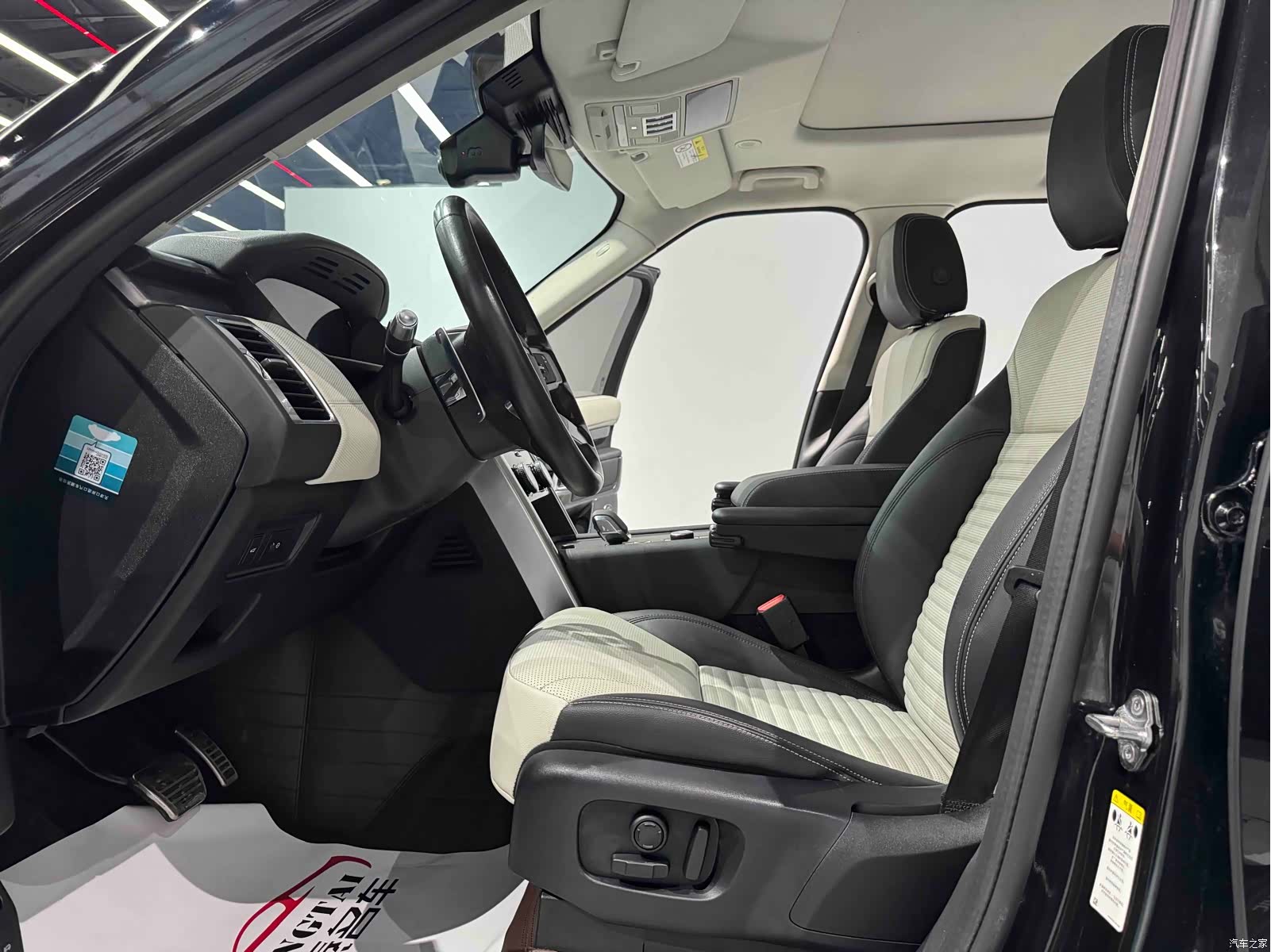 Land Rover Discovery, 2021 все фото