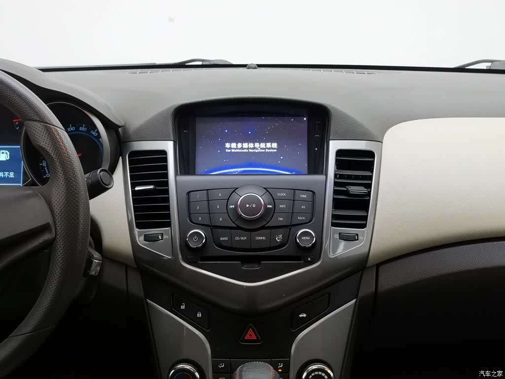 Chevrolet SE, 2016 12