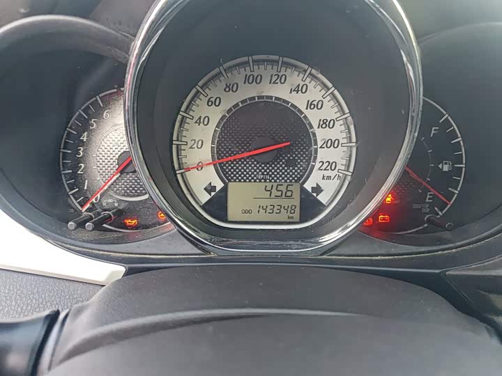 Toyota Vios 2016 1.5L МКПП zhi zhen xing yao ban