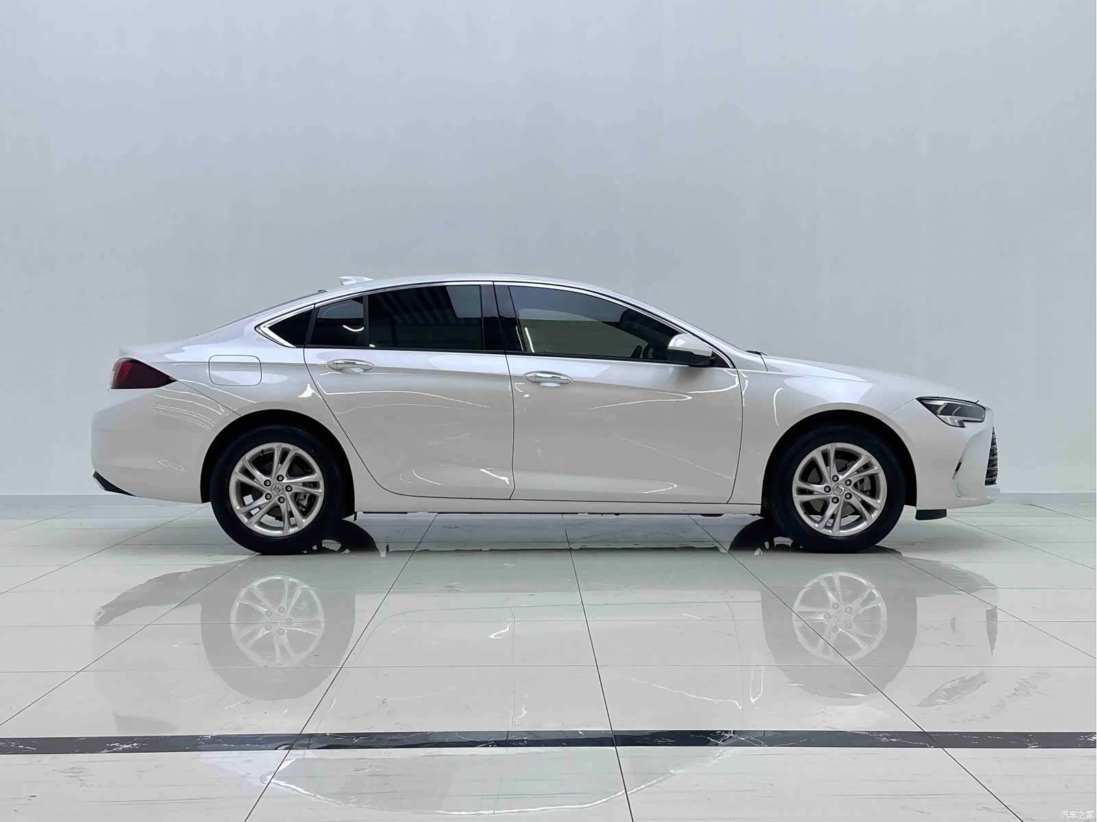 Buick Regal, 2025 6