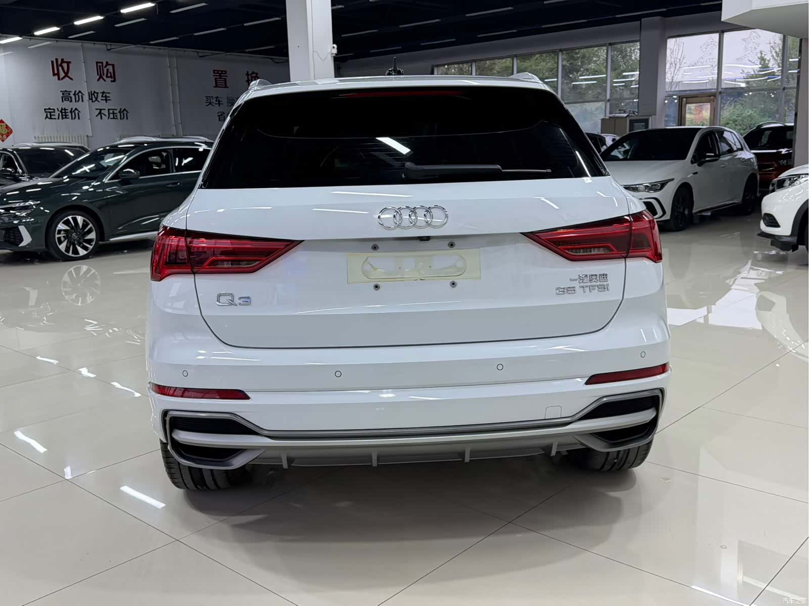 Audi Q3, 2022 все фото