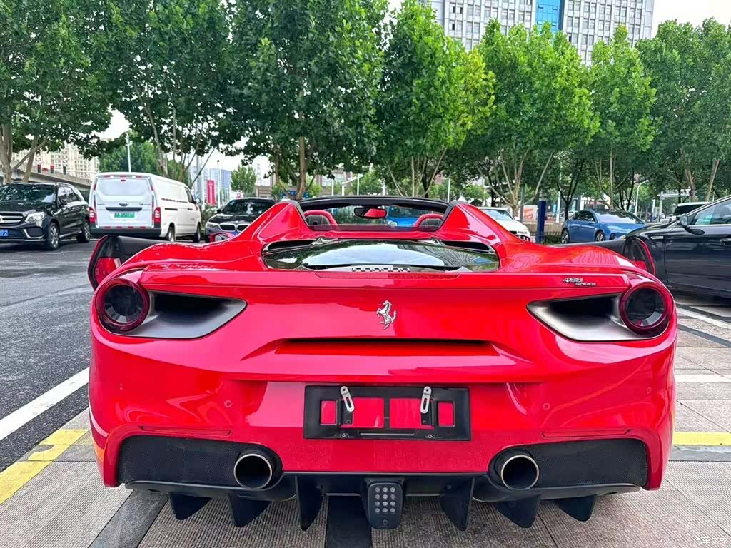 Ferrari 488, 2018 10