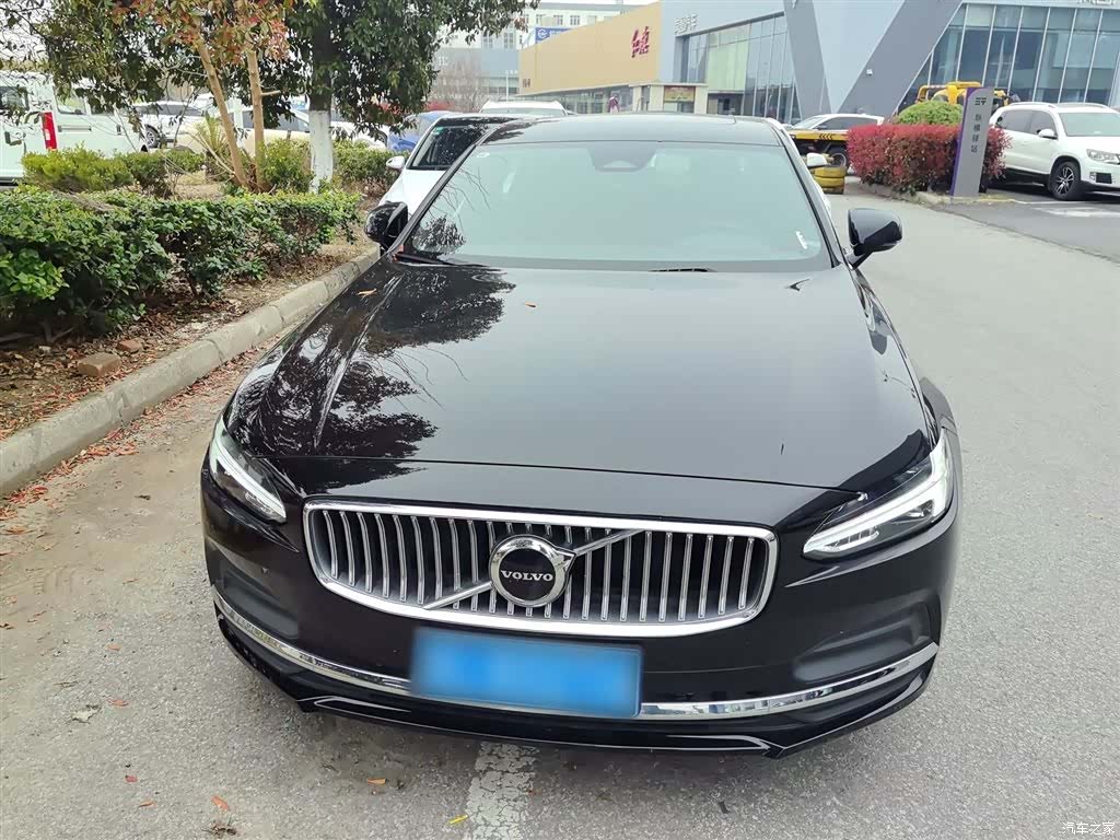 Volvo S90, 2025 3