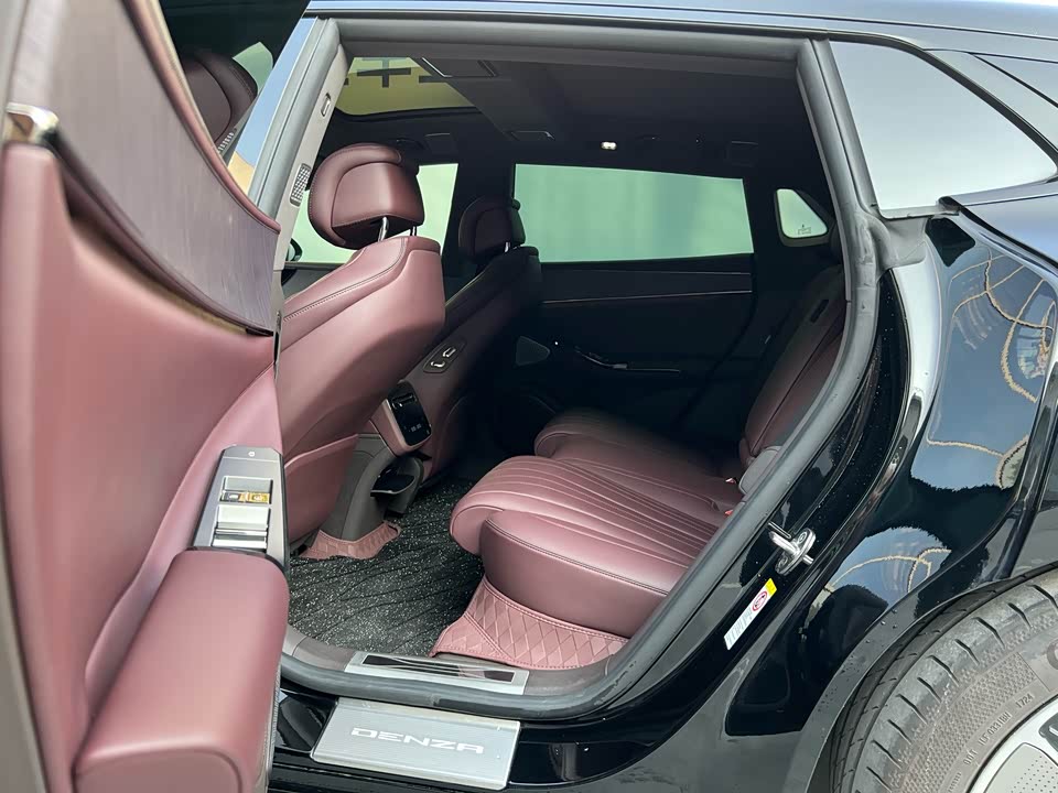 Denza Z9GT Denza Z9GT