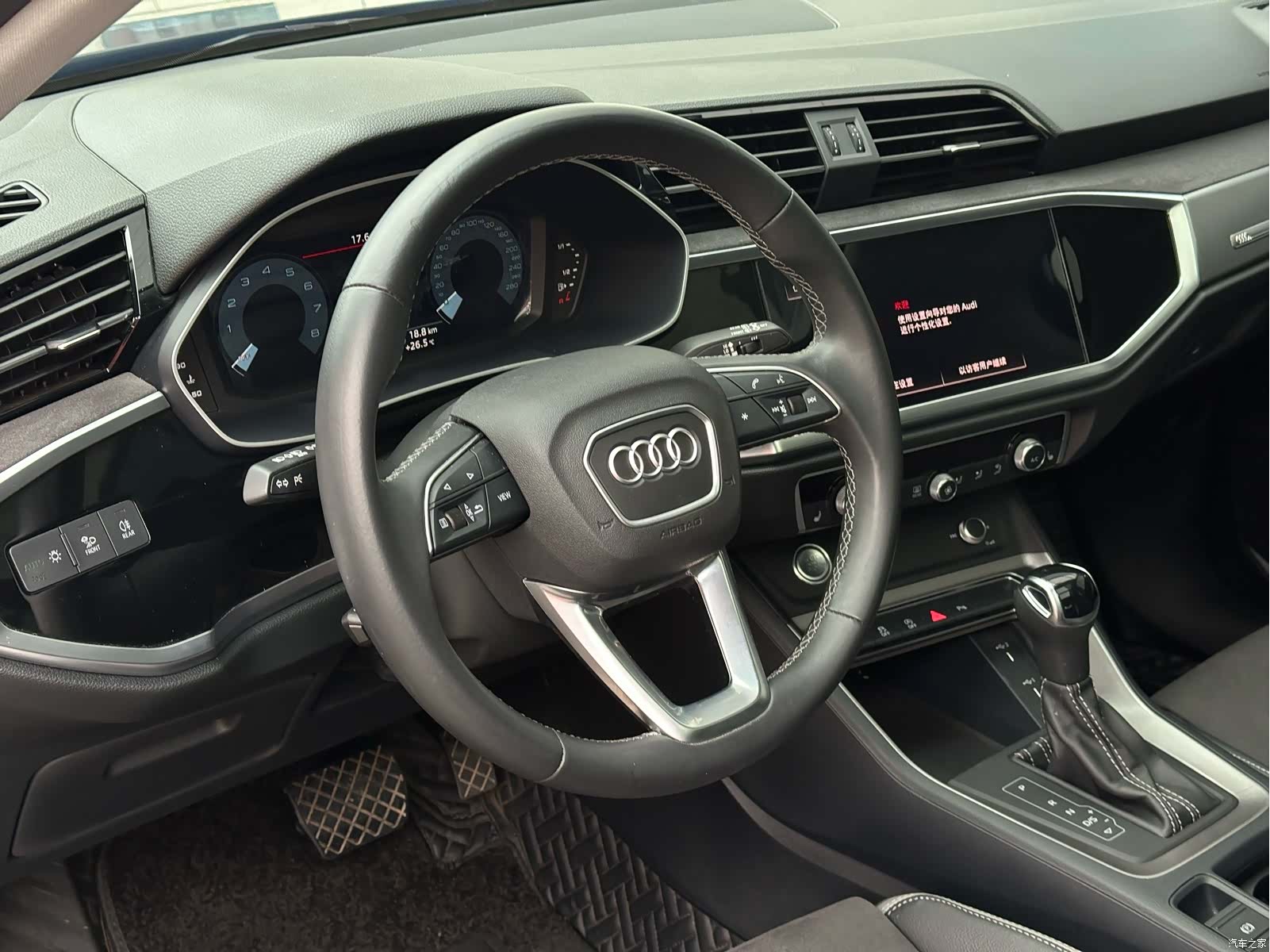 Audi Q3, 2022 7