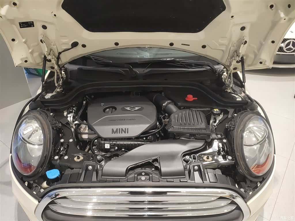 Mini ONE, 2018 20