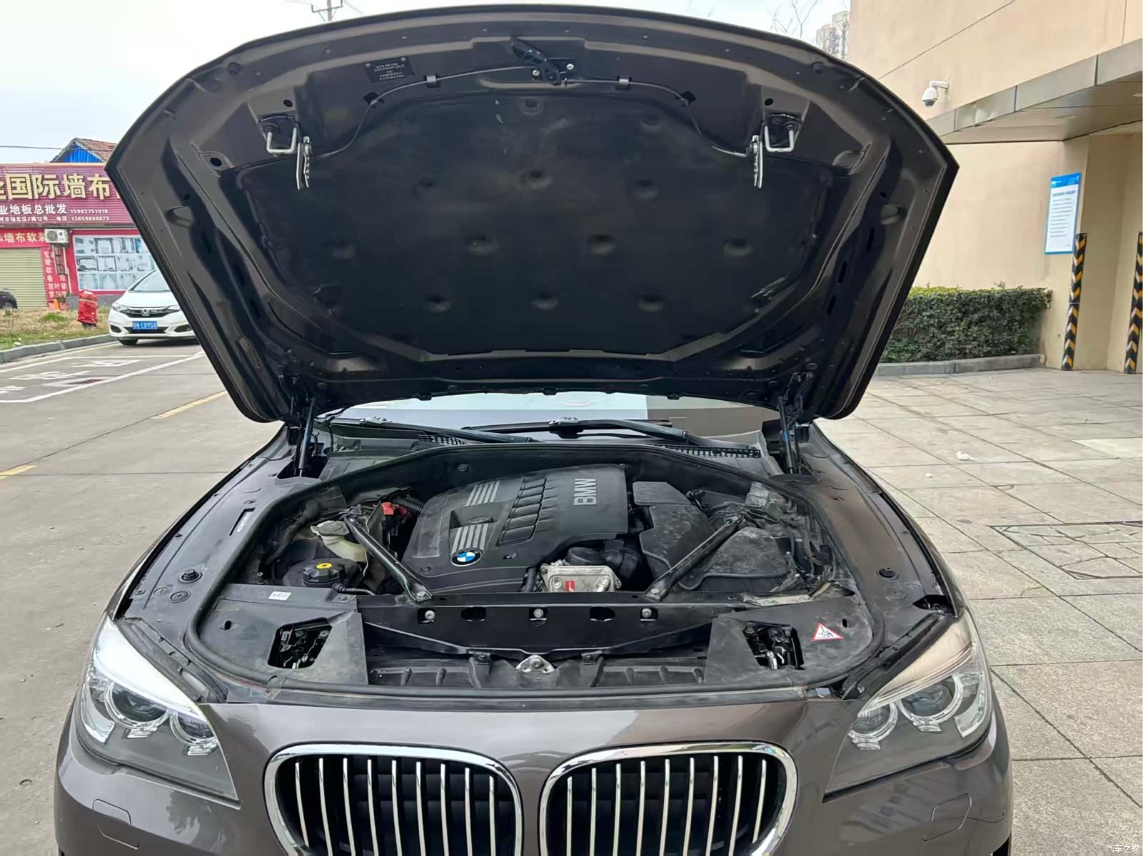 BMW 7 Series, 2013 9
