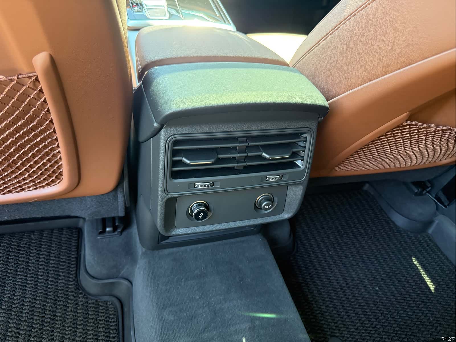 Audi Q7, 2024 16