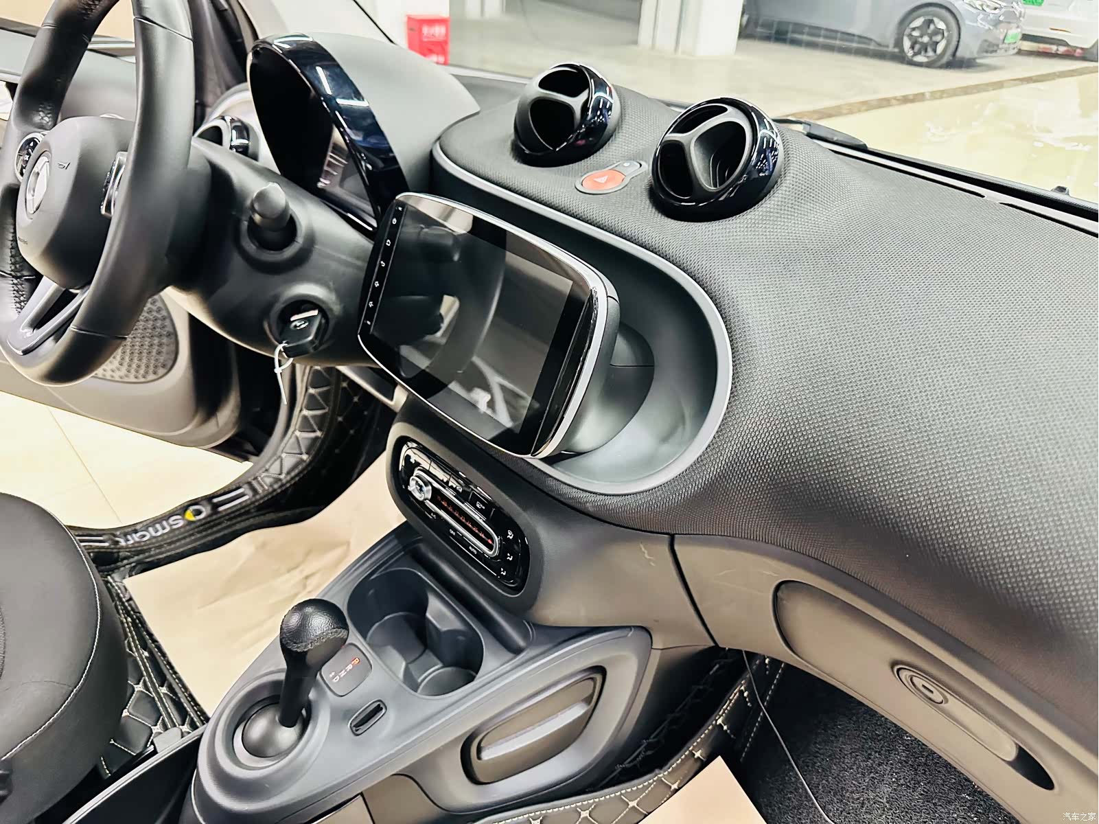 Smart Fortwo, 2018 30
