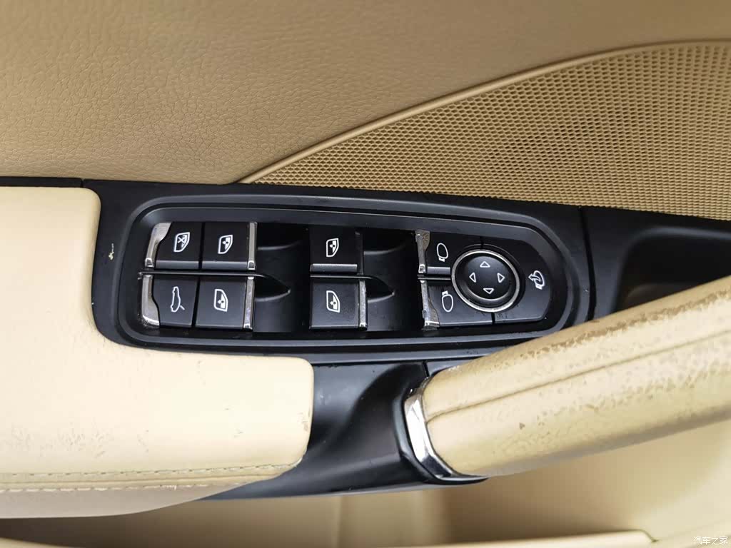 Porsche Cayenne, 2015 9