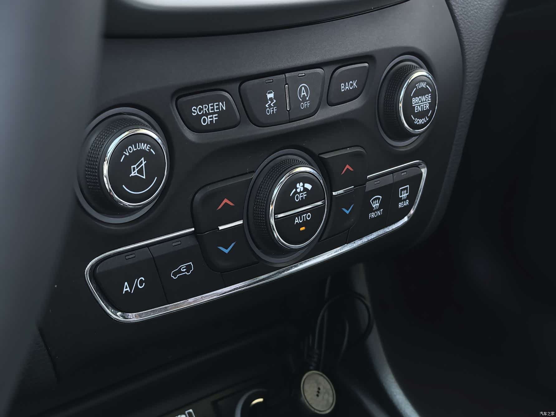 Jeep Cherokee, 2021 19