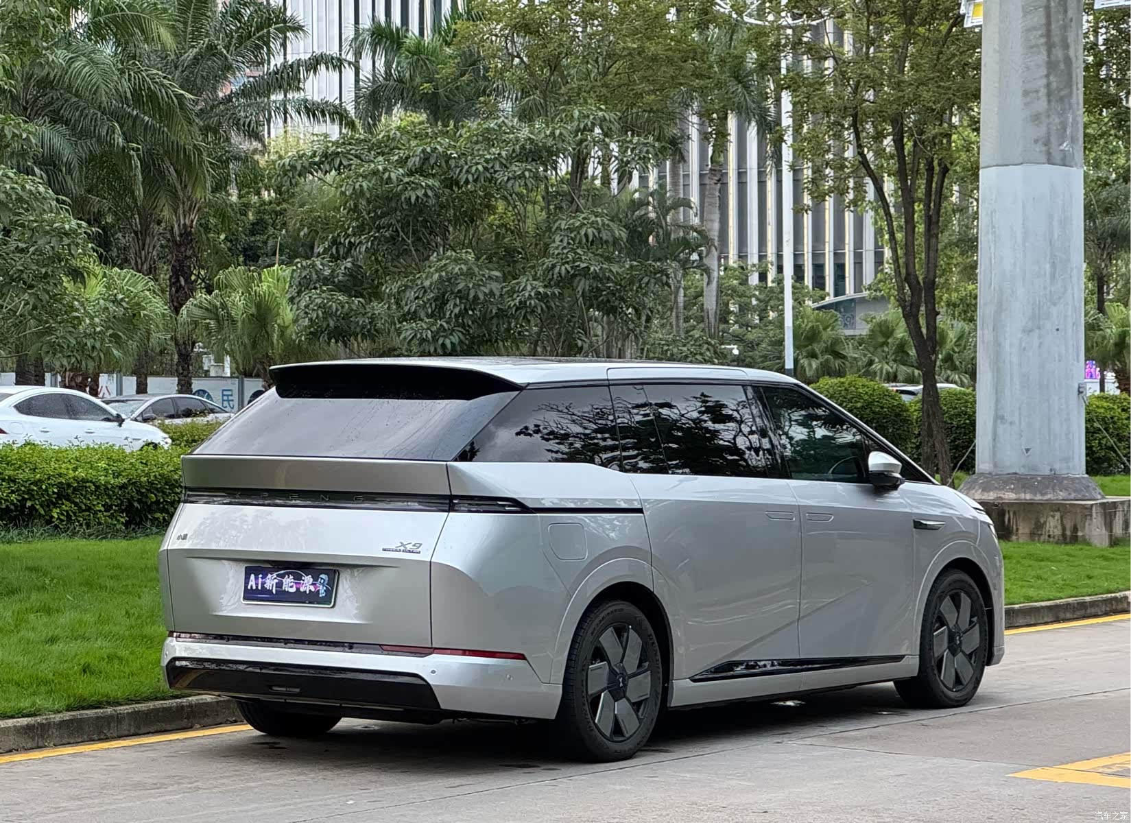 Xpeng X9, 2026 4