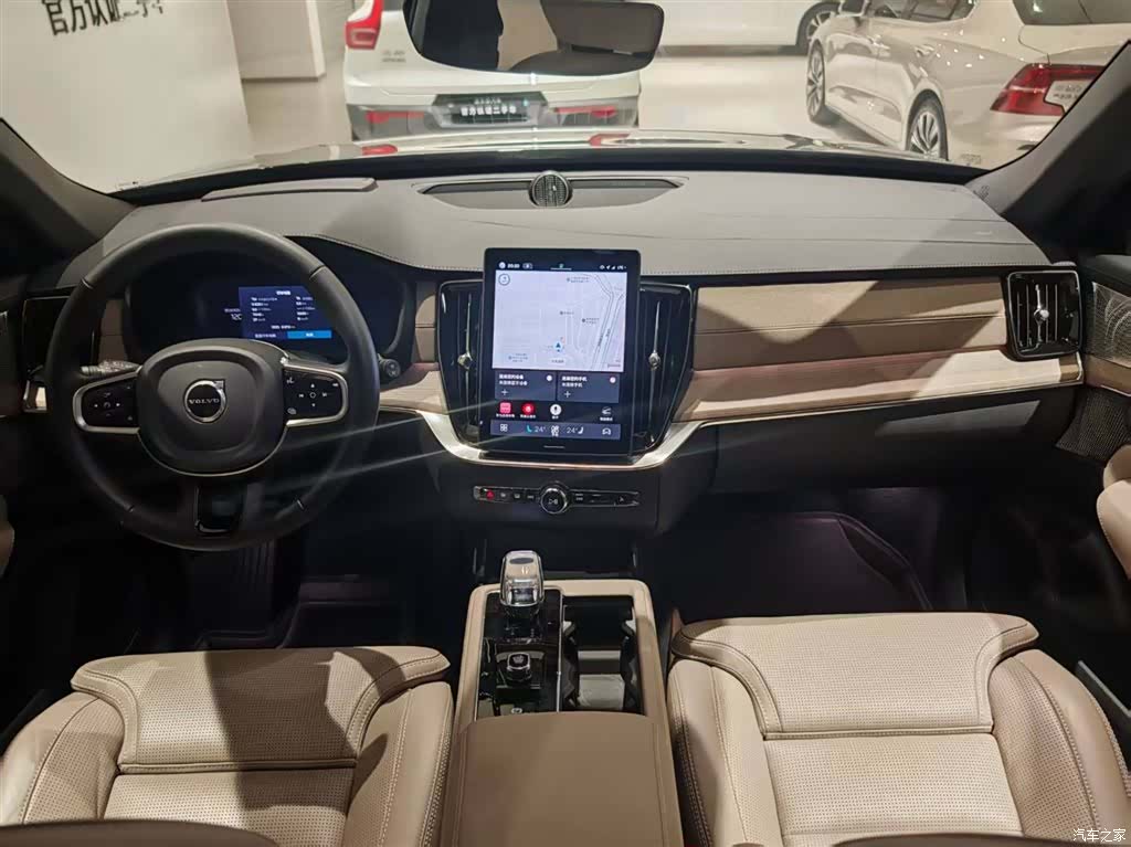 Volvo XC90, 2025 23