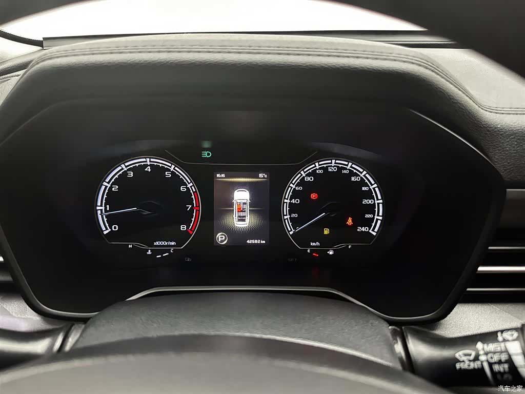 Geely X6, 2022 12