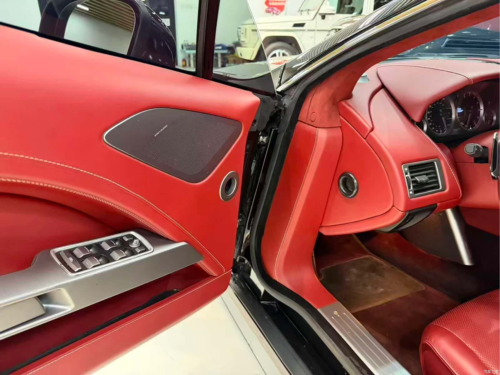 Aston Martin Rapide, 2014 15