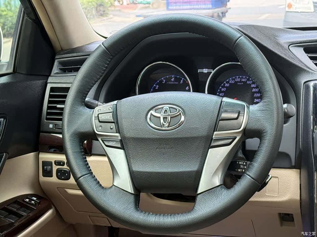 Toyota 2.5S, 2012 7