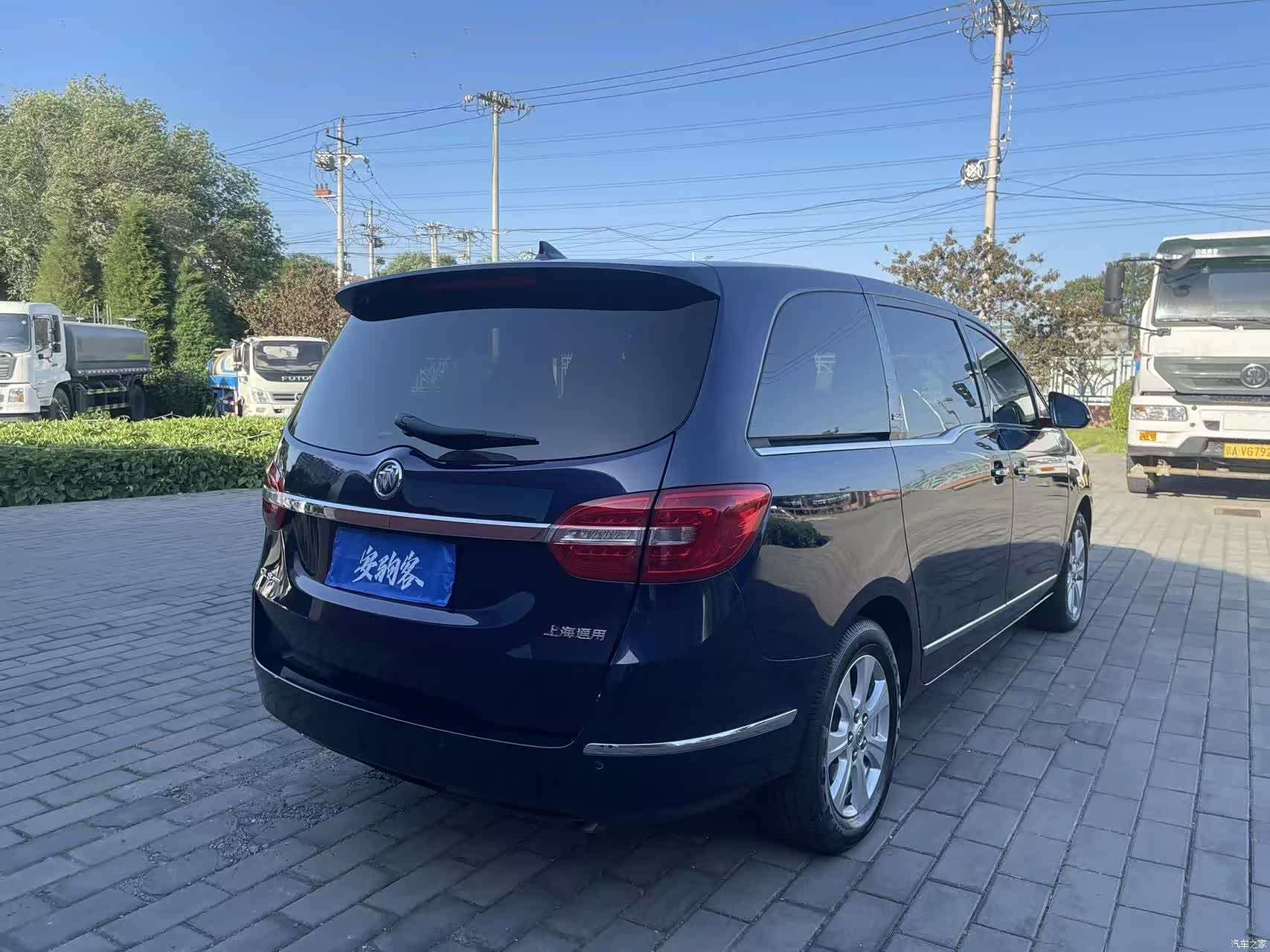 Buick GL8, 2015 8