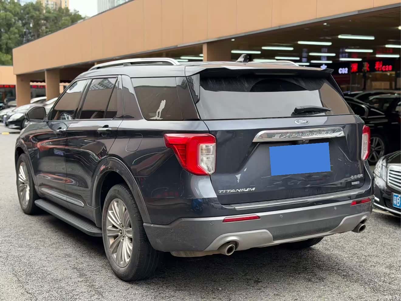 Ford Explorer, 2022 6