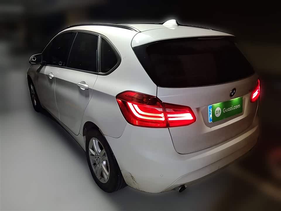 BMW 2 series station wagon