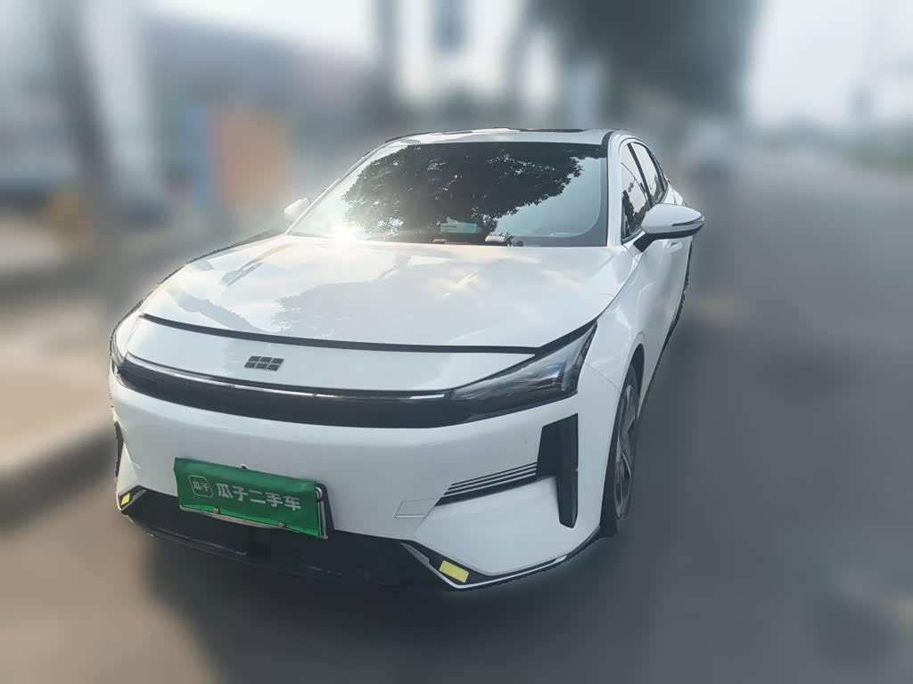 Geely Galaxy L6