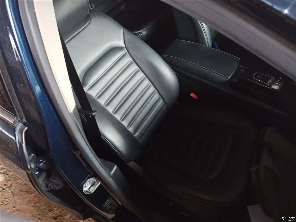 Ford Mondeo, 2017 17
