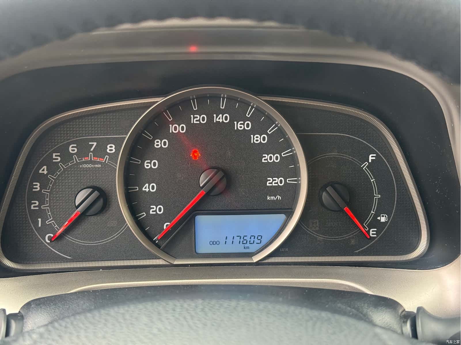 Toyota RAV4, 2015 8