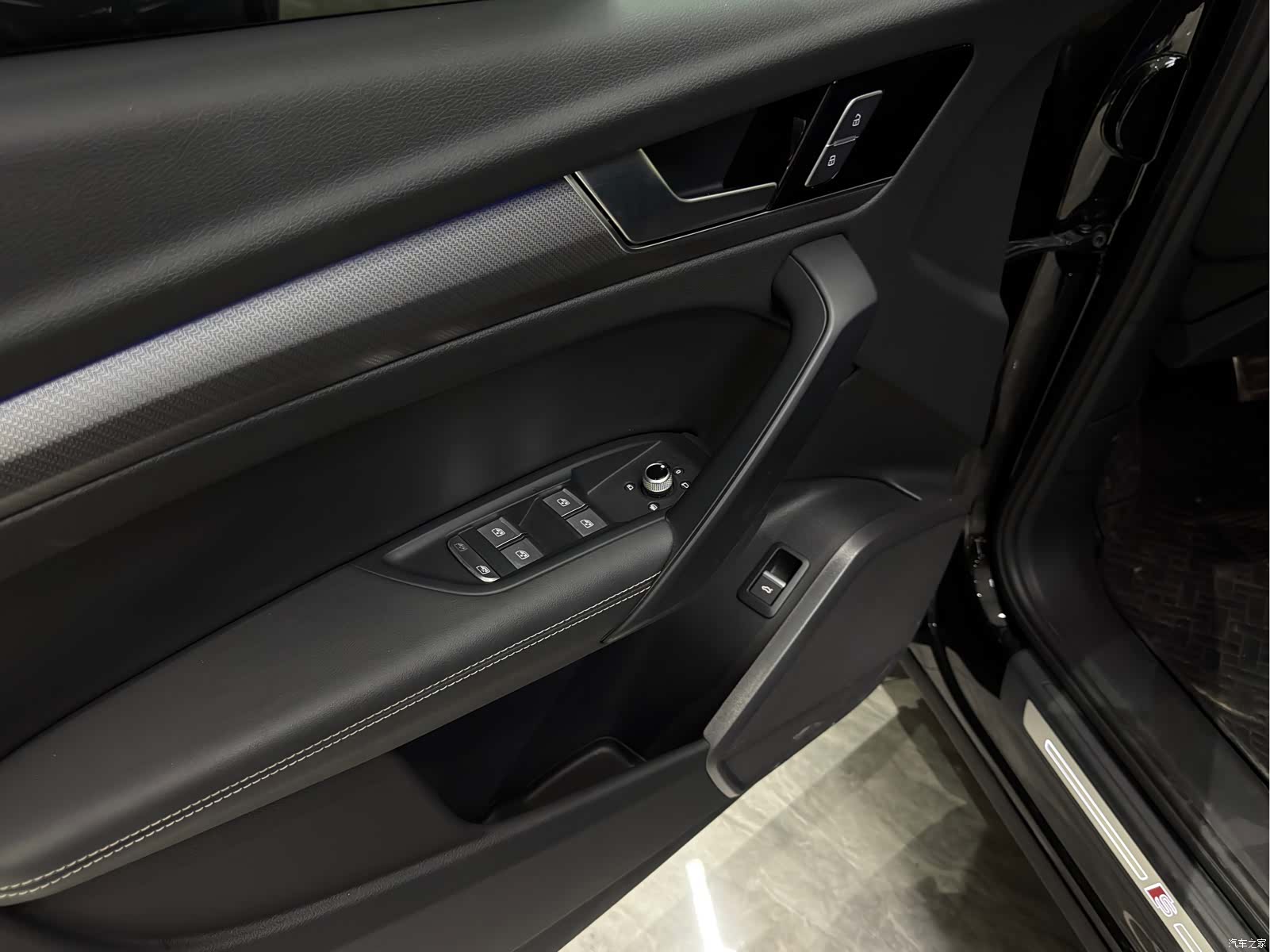 Audi Q5L, 2025 8