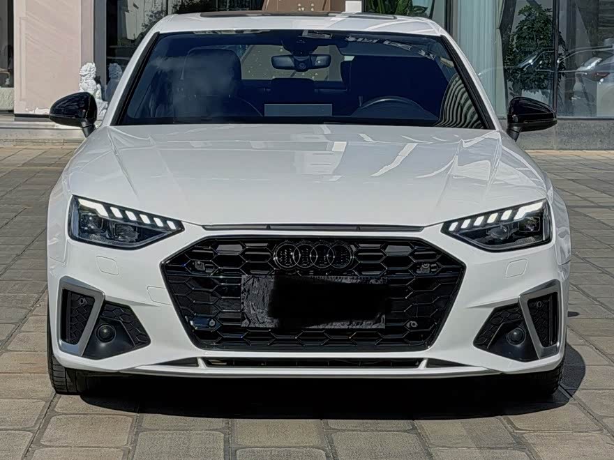 Audi A4L 2021, фото 2