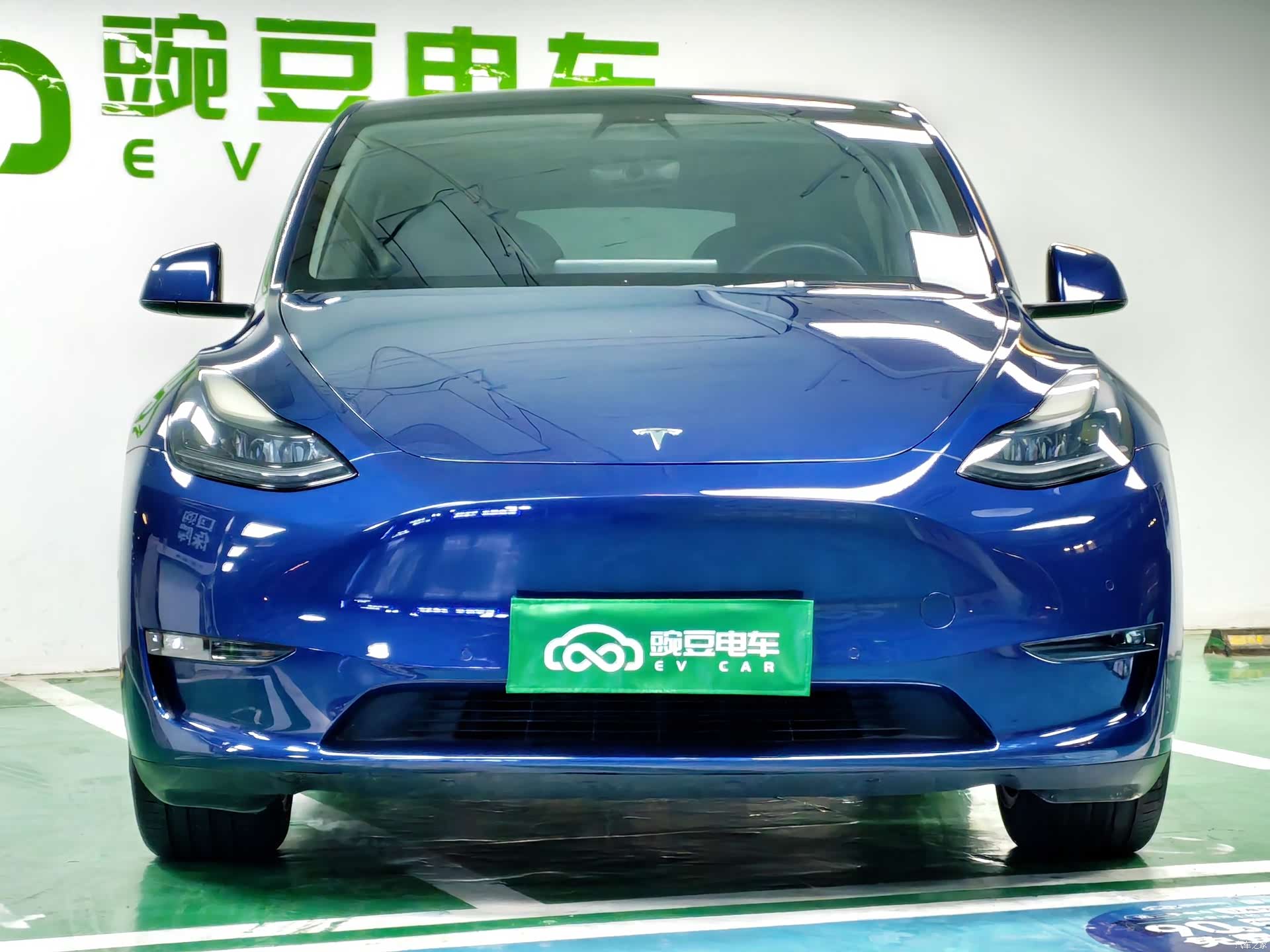 Tesla Model Y, 2021 4