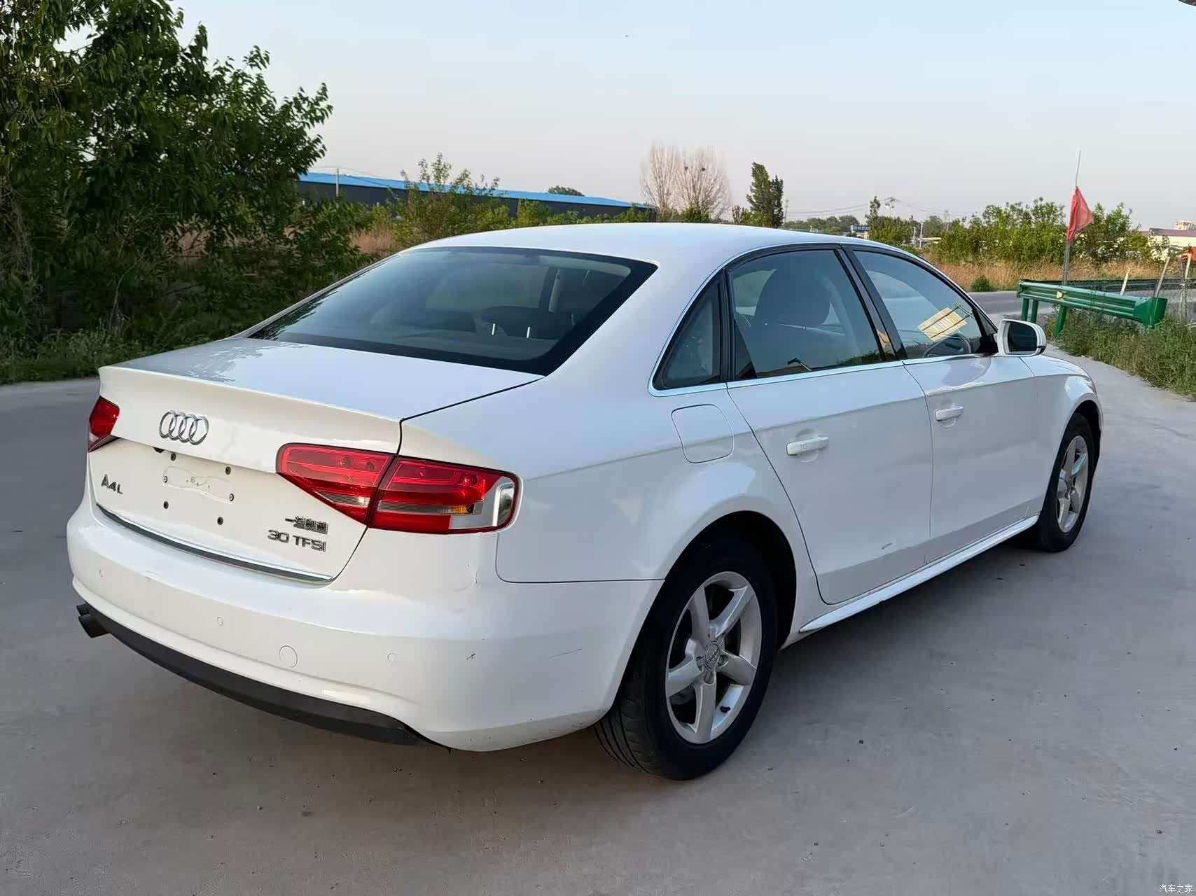 Audi A4L, 2014 все фото