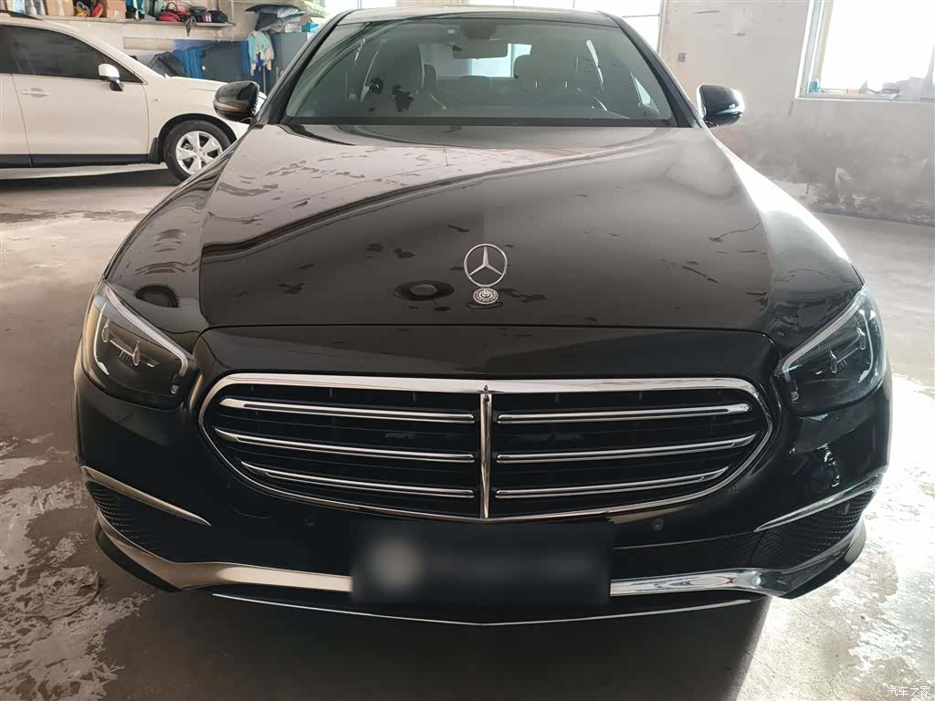 Mercedes-Benz E-Class, 2023 18