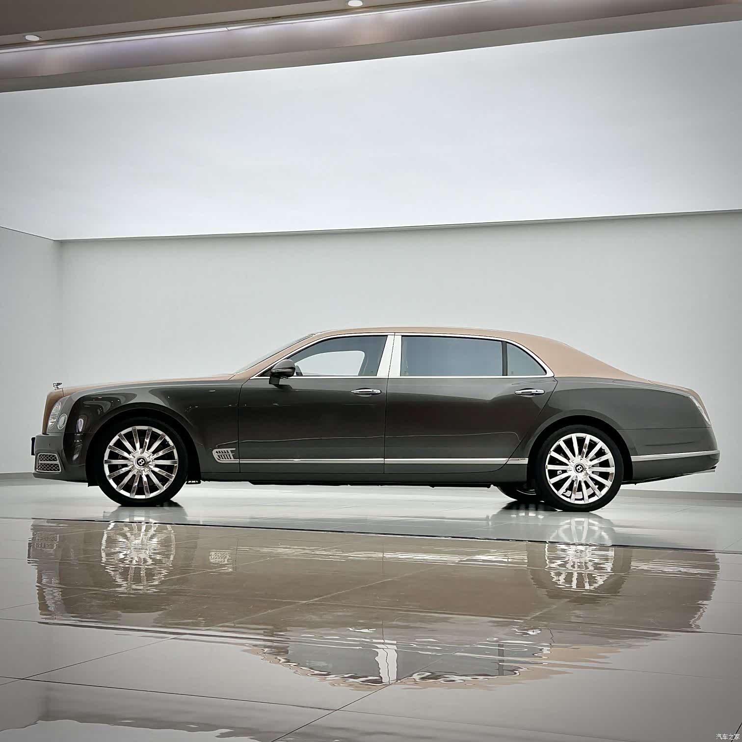 Bentley Mulsanne, 2018 13