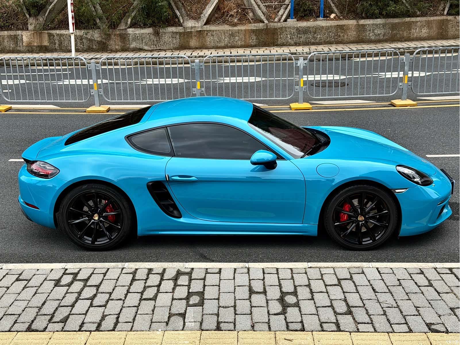 Porsche Cayman, 2019 4