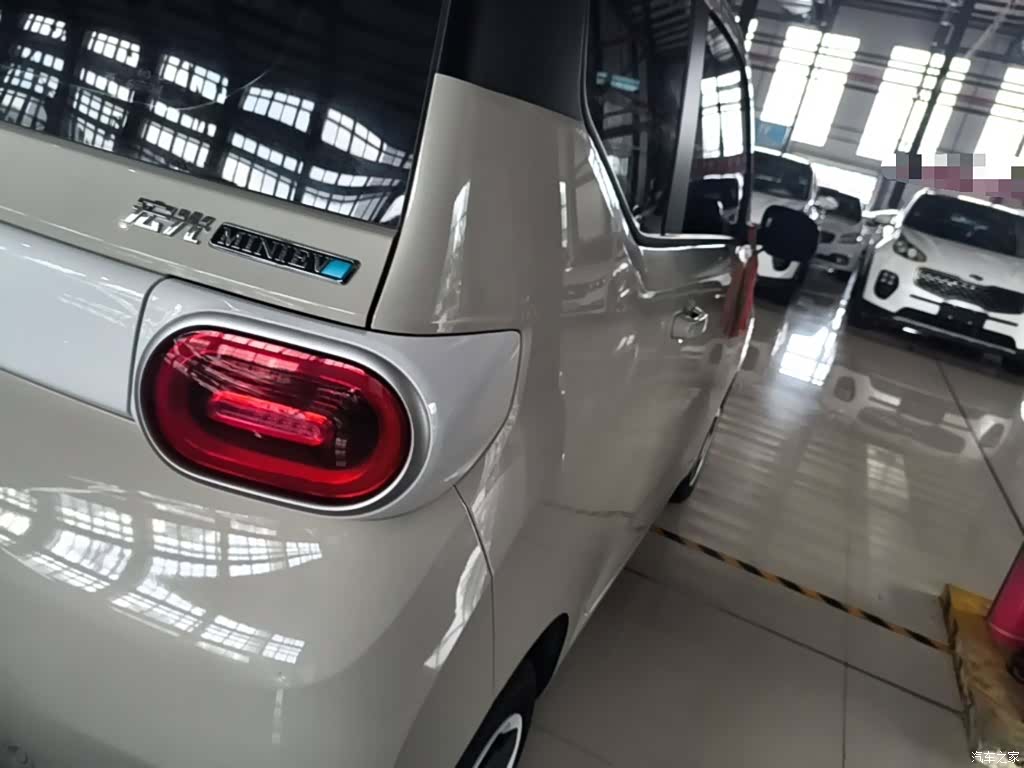 Wuling MINIEV, 2025 8