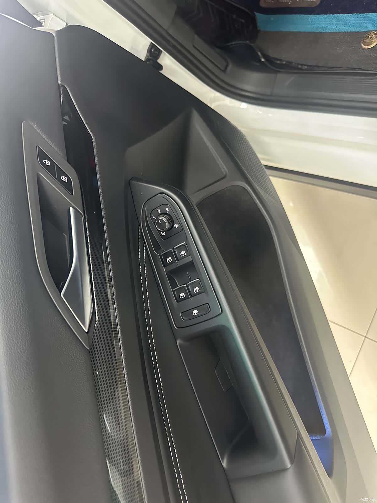 Volkswagen Golf, 2023 17