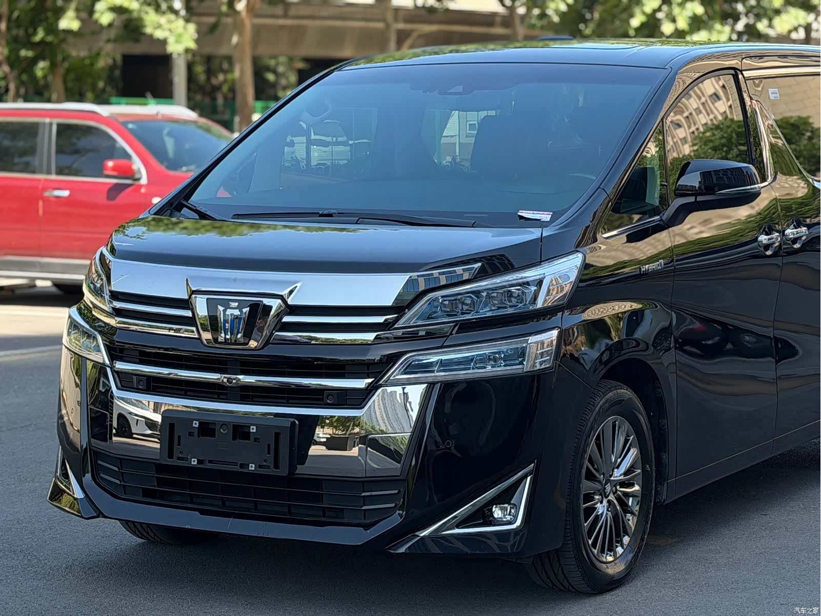 Toyota Vellfire, 2022 4
